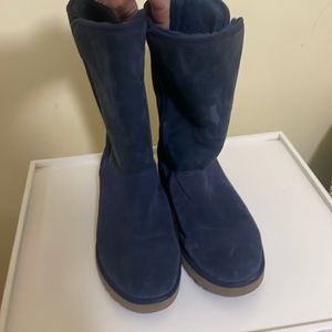 Ugg Boots Navy Like New!